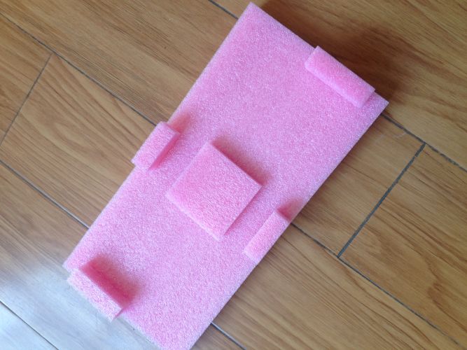 電子行業(yè)選 EPE 珍珠棉內(nèi)襯？這 3 個(gè)定制要點(diǎn)不能少